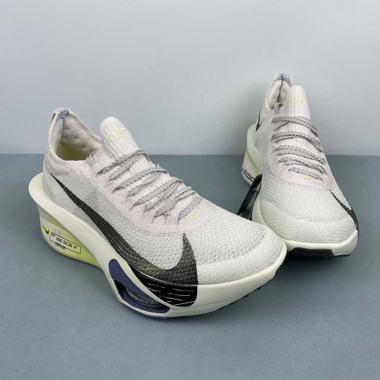 Nike Zoom Alphafly Next FD8311-002 thumbnail 2