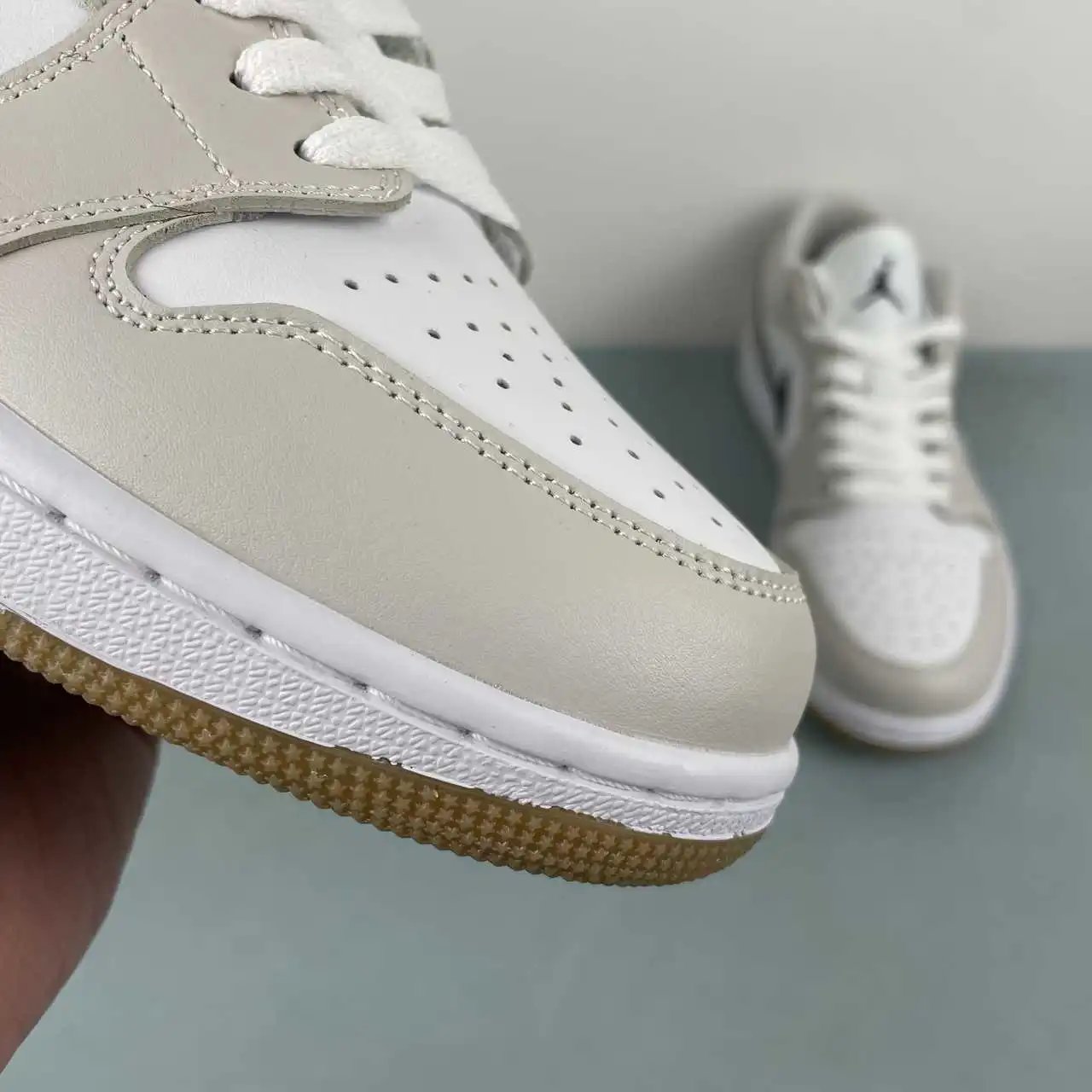 Air Jordan 1 Low 553558-146 7