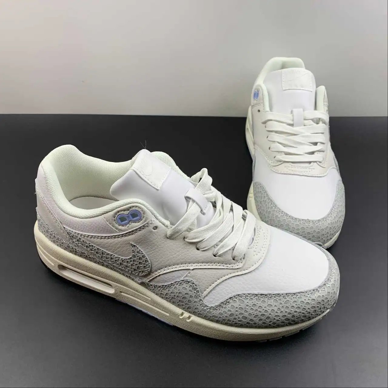 Nike Air Max1 FB5059-100 thumbnail 2