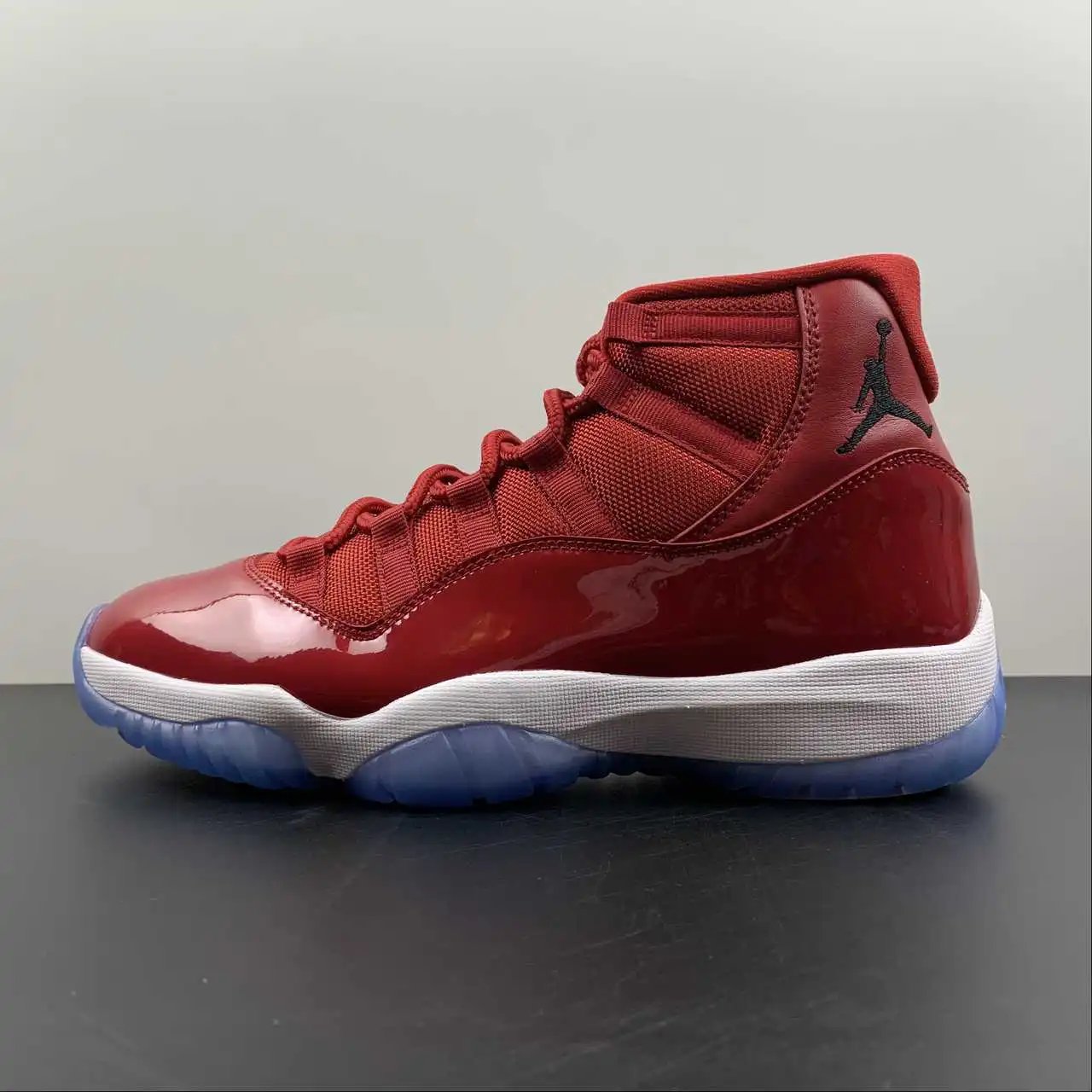 Air Jordan 11 378037-623 6