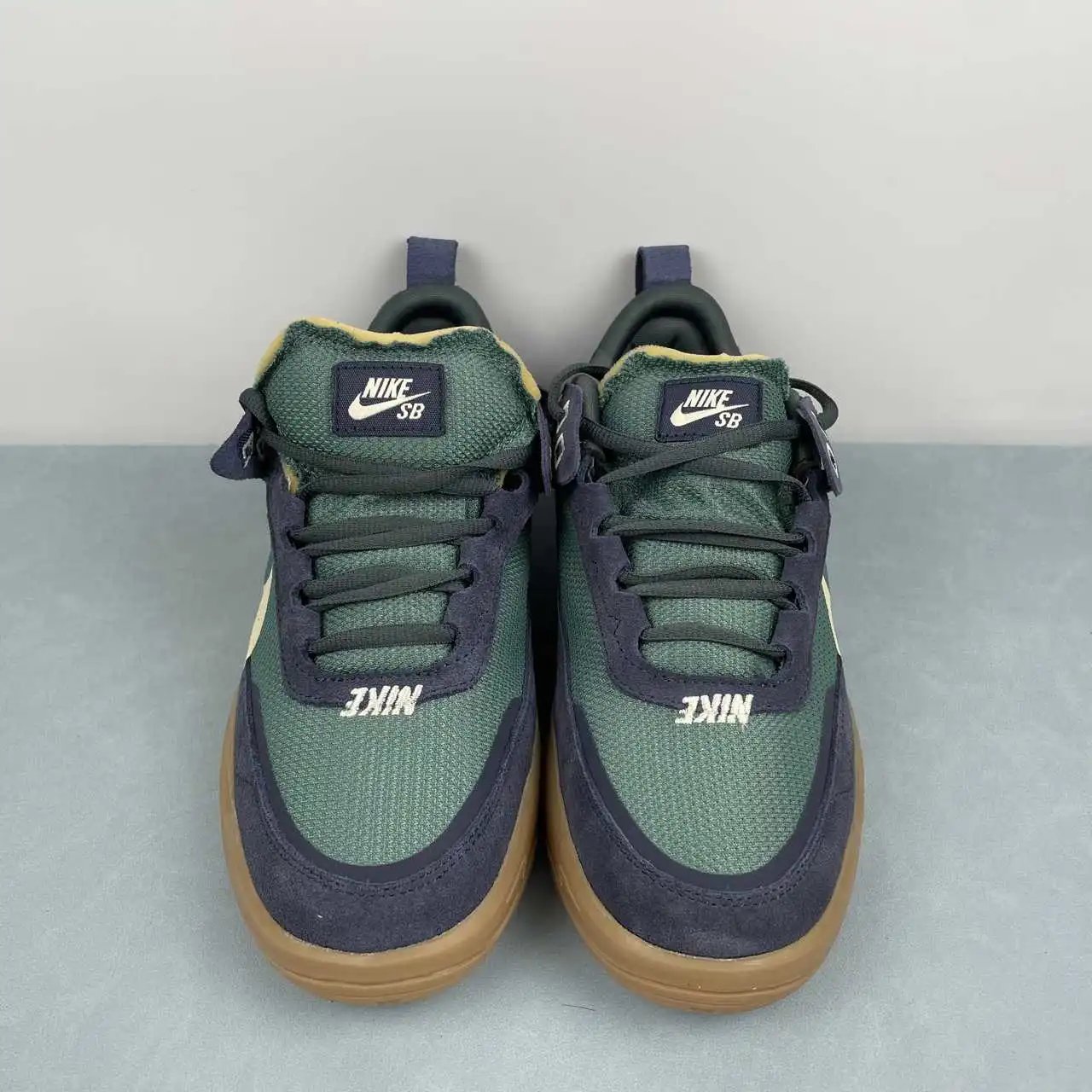 NIKE SB DAY ONE FN4210-401 thumbnail 3