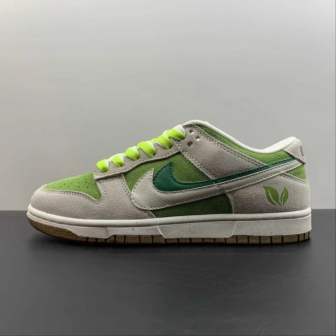 Nike Dunk Low DO9457-108 4