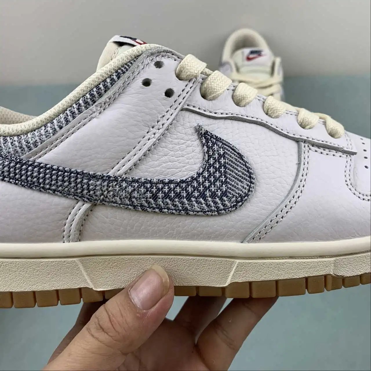 Nike Dunk Low FN6881-100 6