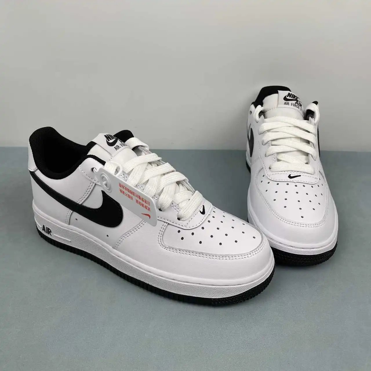 Nike Air Force 1 HQ1911-100 thumbnail 2