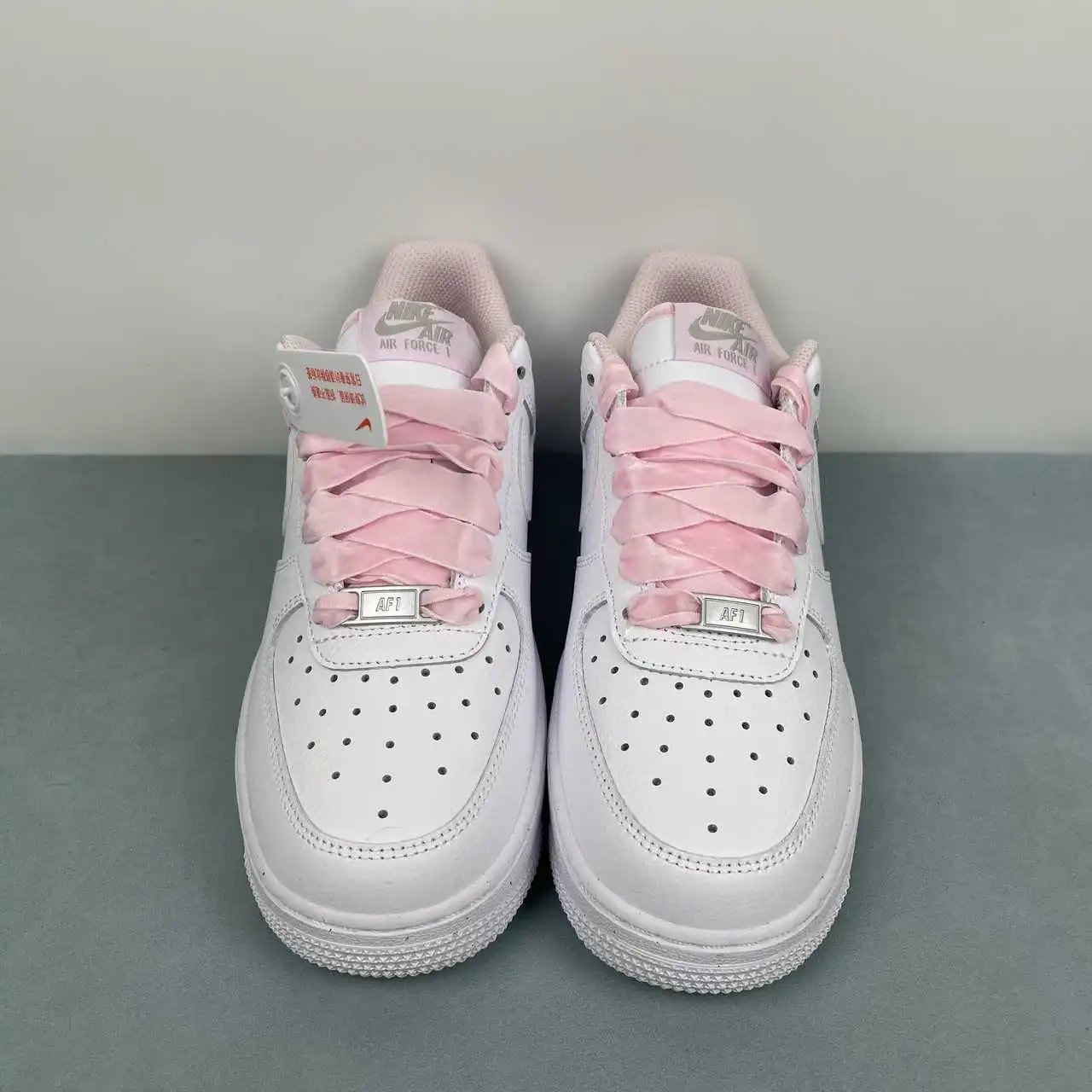 Nike Air Force 1 HV4403-601 thumbnail 3