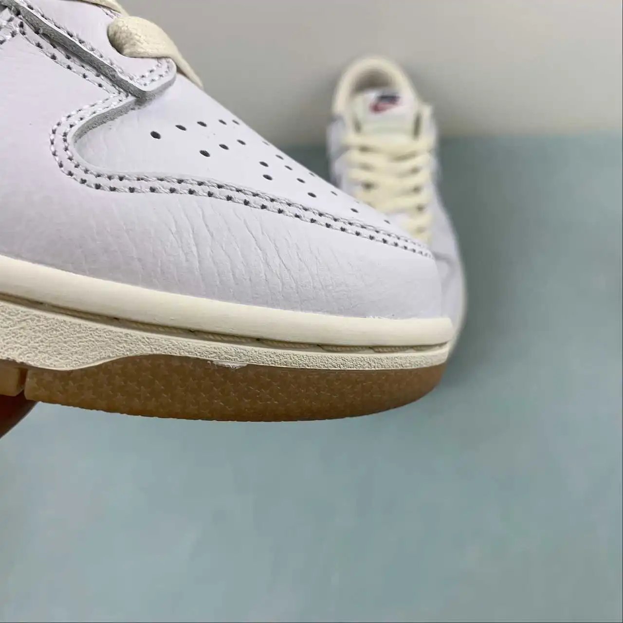 Nike Dunk Low FN6881-100 7