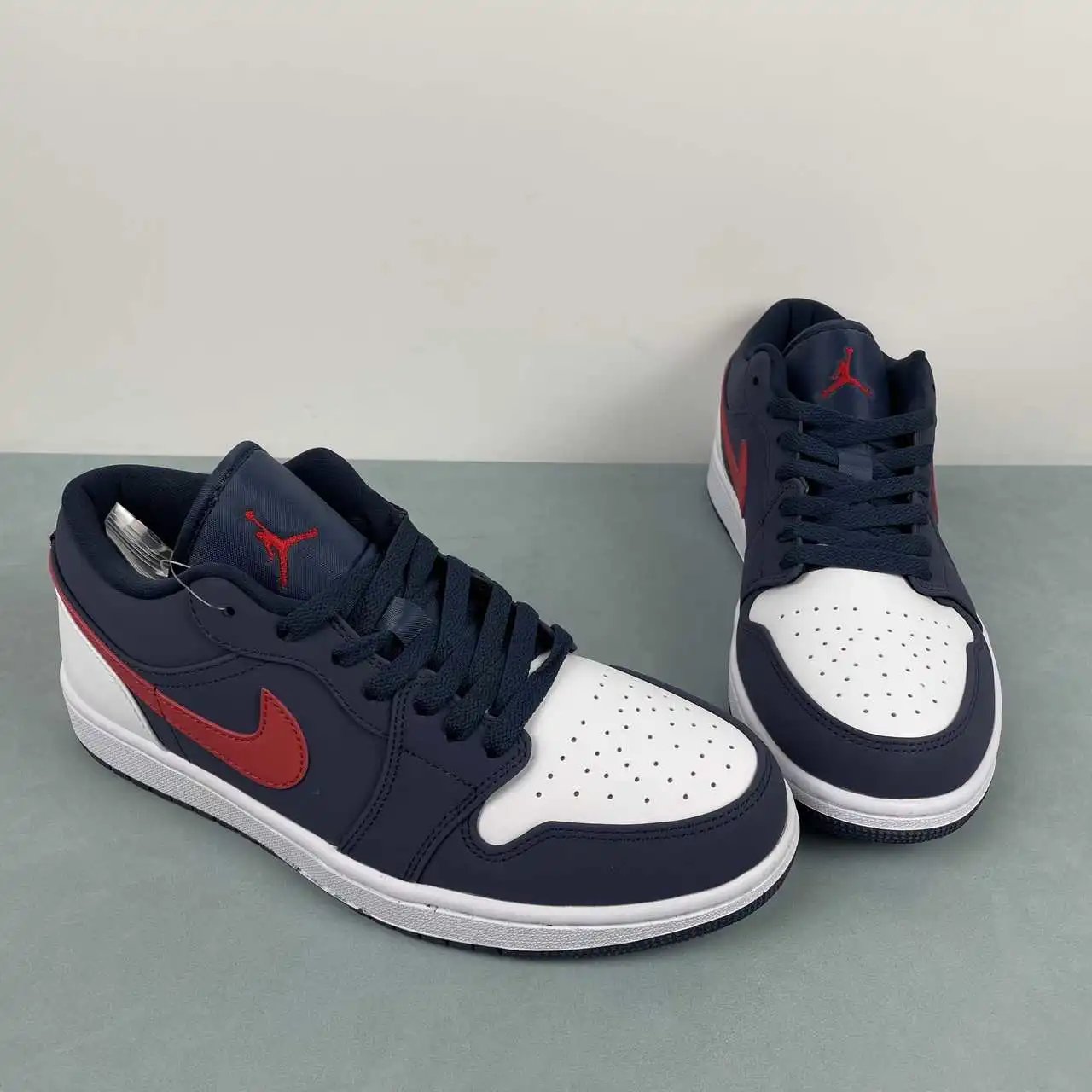 Air Jordan 1 Low CZ8454-400 thumbnail 2