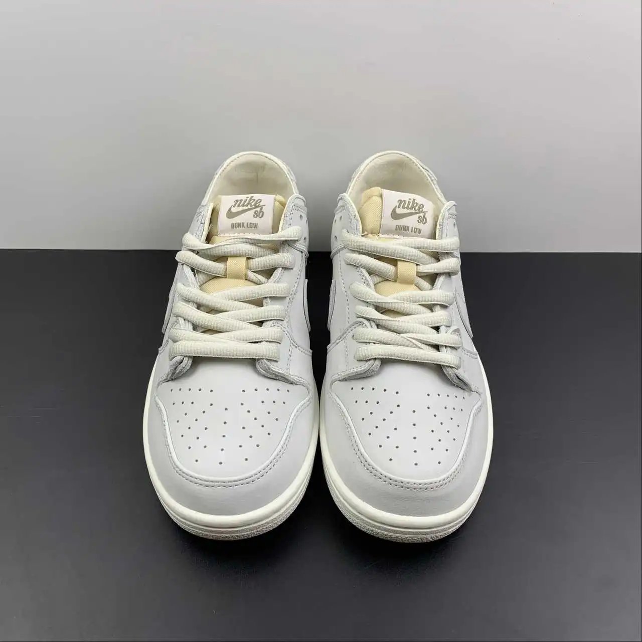 Nike Dunk Low AA4275-001 thumbnail 3