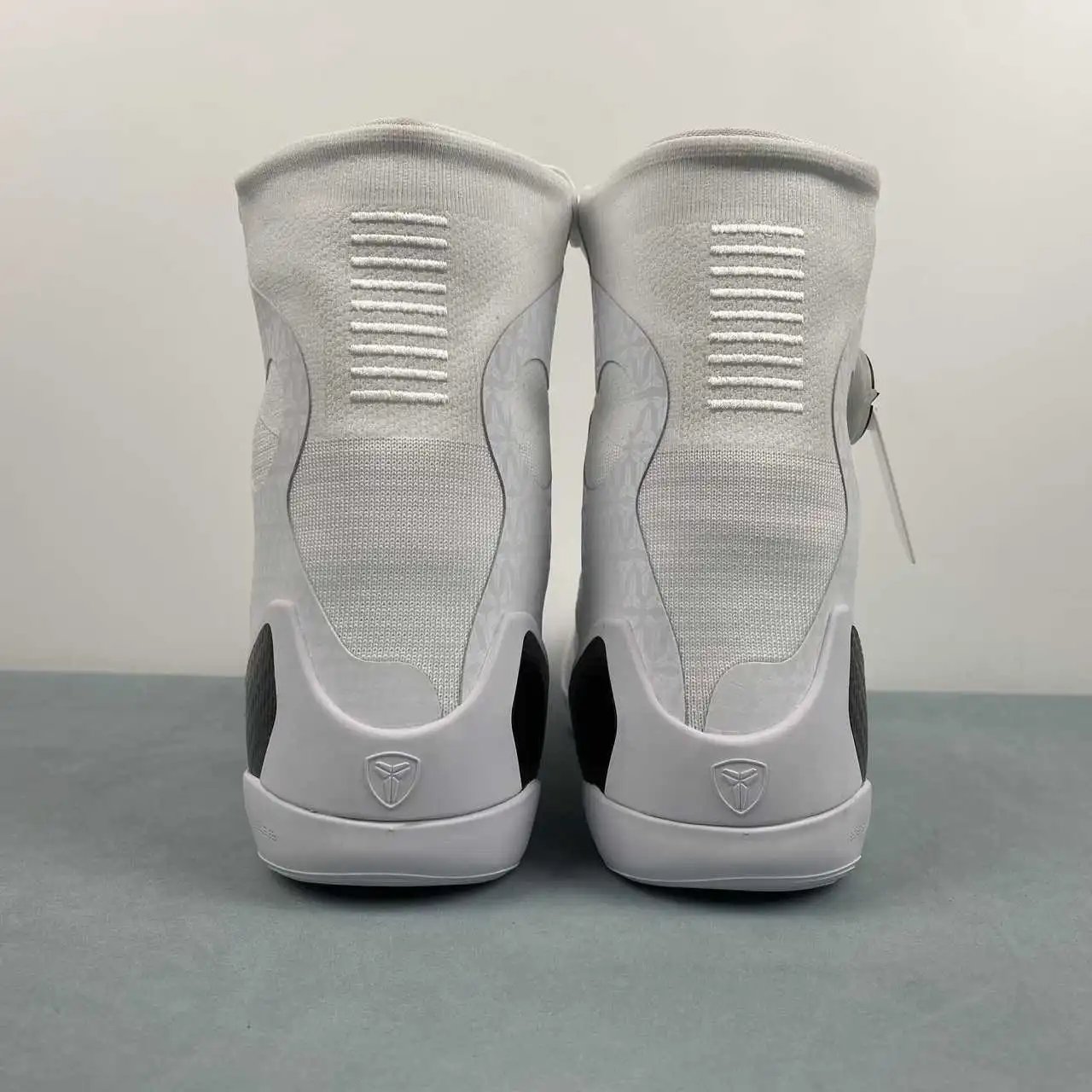 Nike Kobe 653456-601 thumbnail 4
