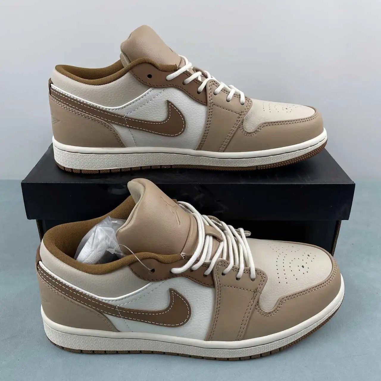 Air Jordan 1 Low HF5753-221