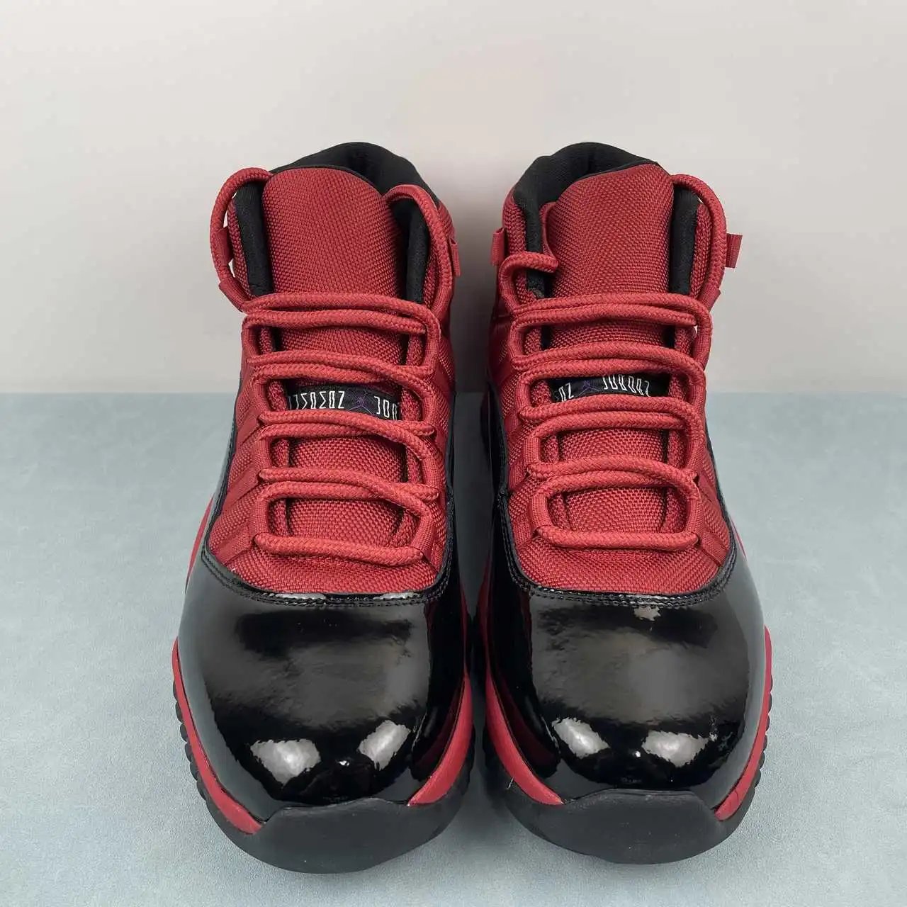 Air Jordan 11 CT8012-600 thumbnail 4