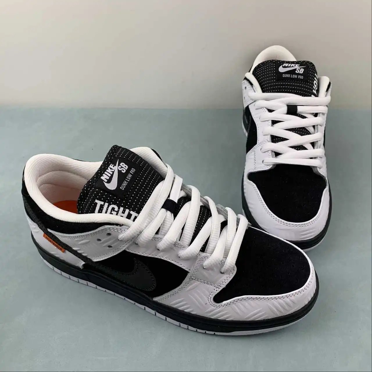 Nike Dunk Low FD2629-100 thumbnail 2