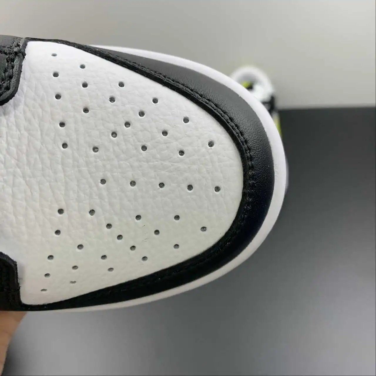 Nike Dunk Low FQ2431-001 8
