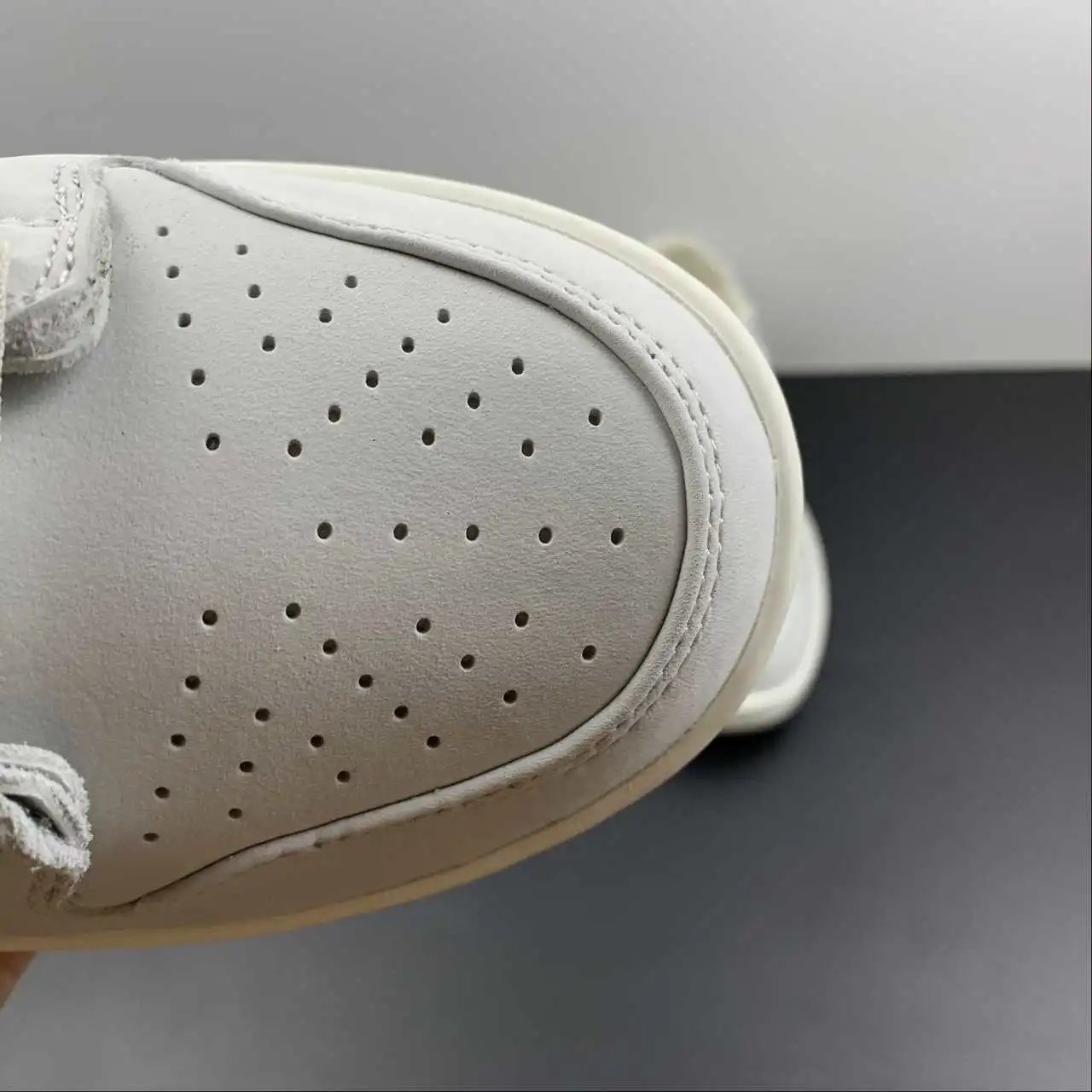 Nike Dunk Low AA4275-001 8