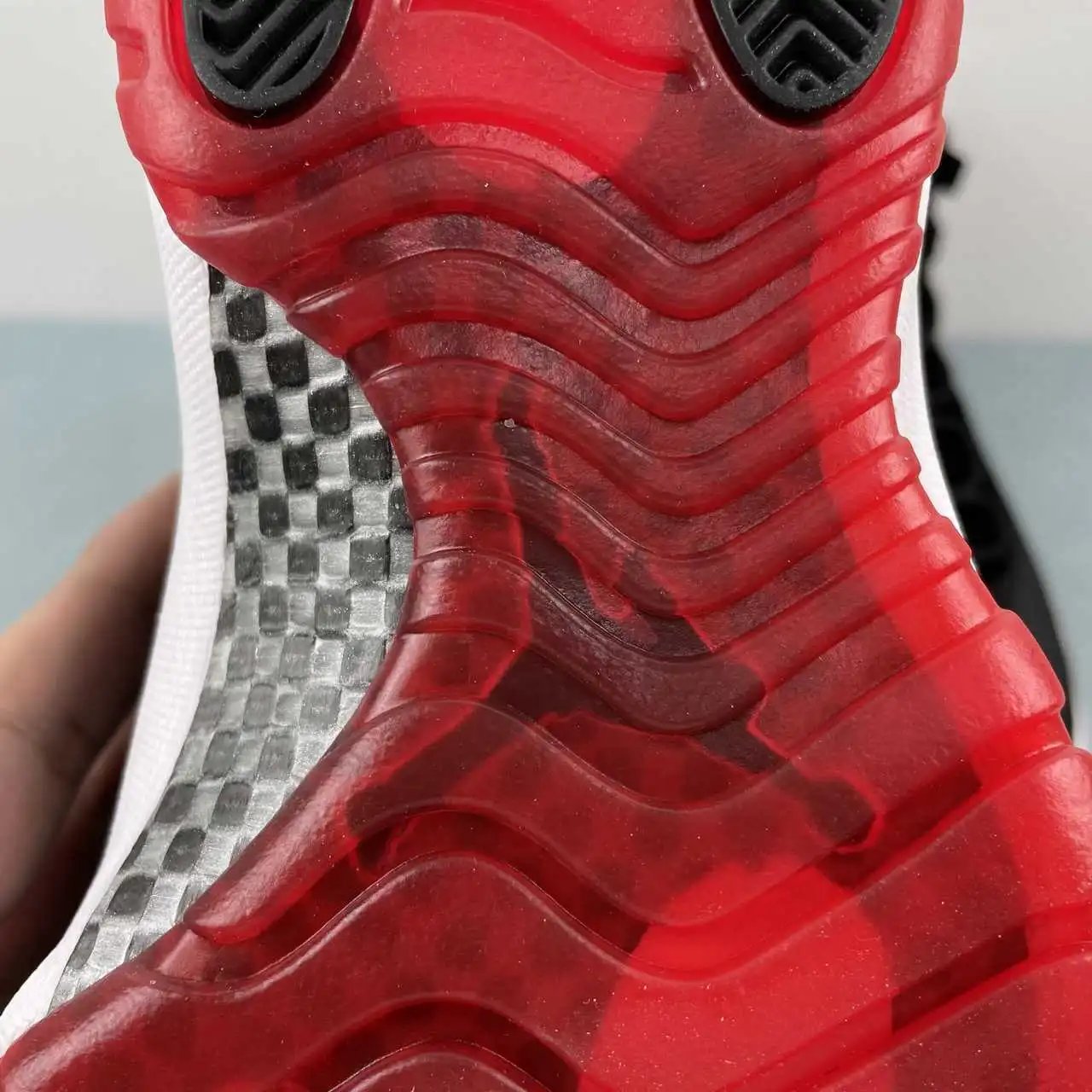 Air Jordan 11 DB5457-061 8