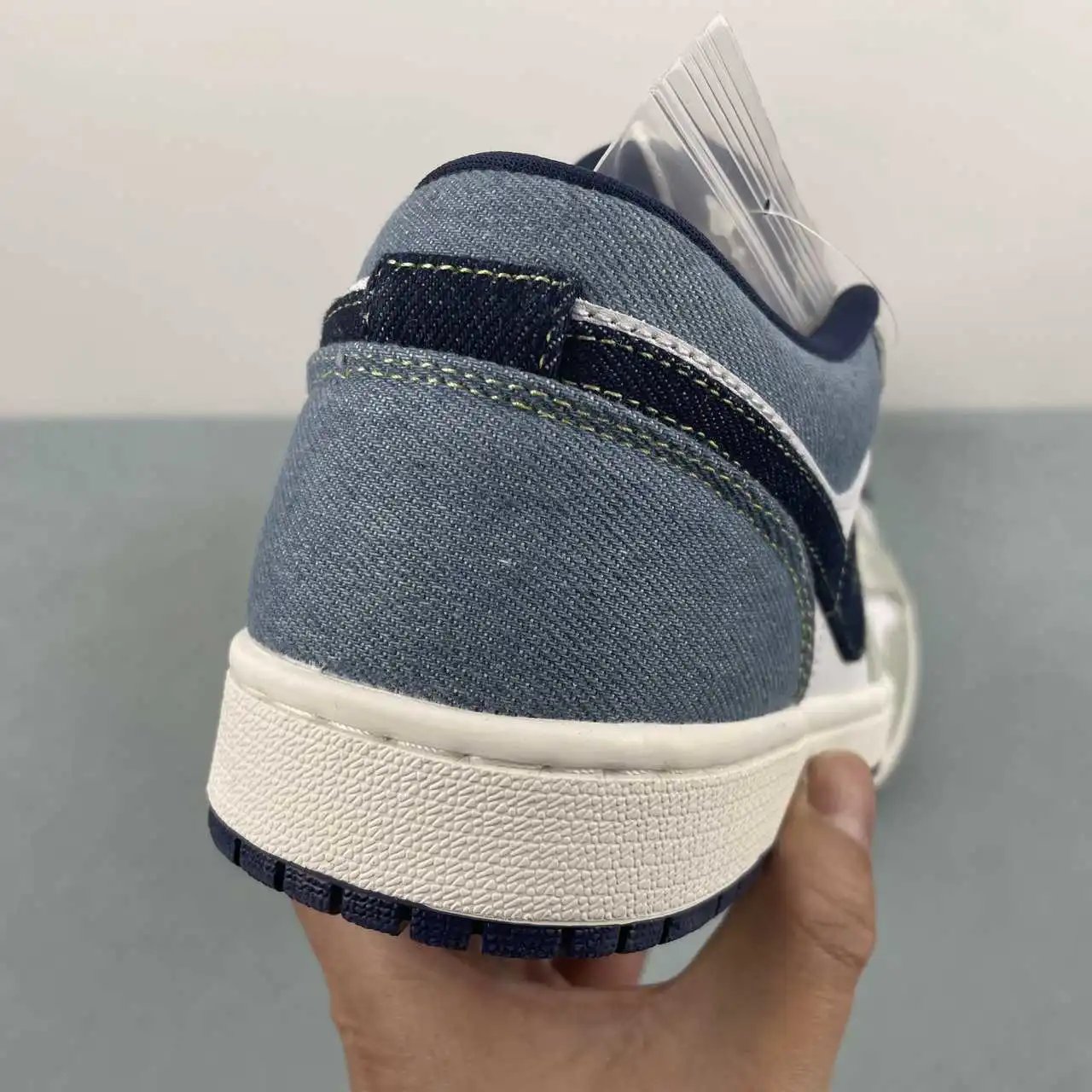 Air Jordan 1 Low IH0648-141 8