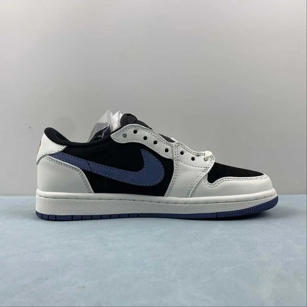 Air Jordan 1 Low DM7866-040 6