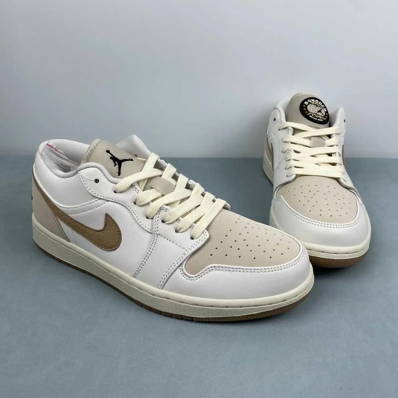 Air Jordan 1 Low IB8855-121 thumbnail 2