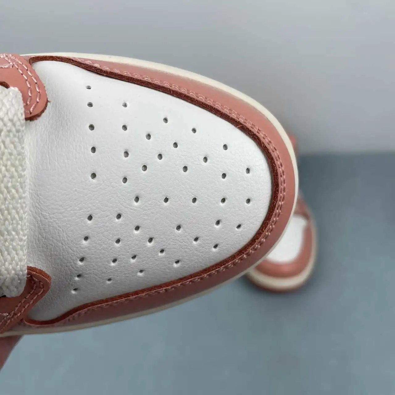 Air Jordan 1 Low DC0774-180 10