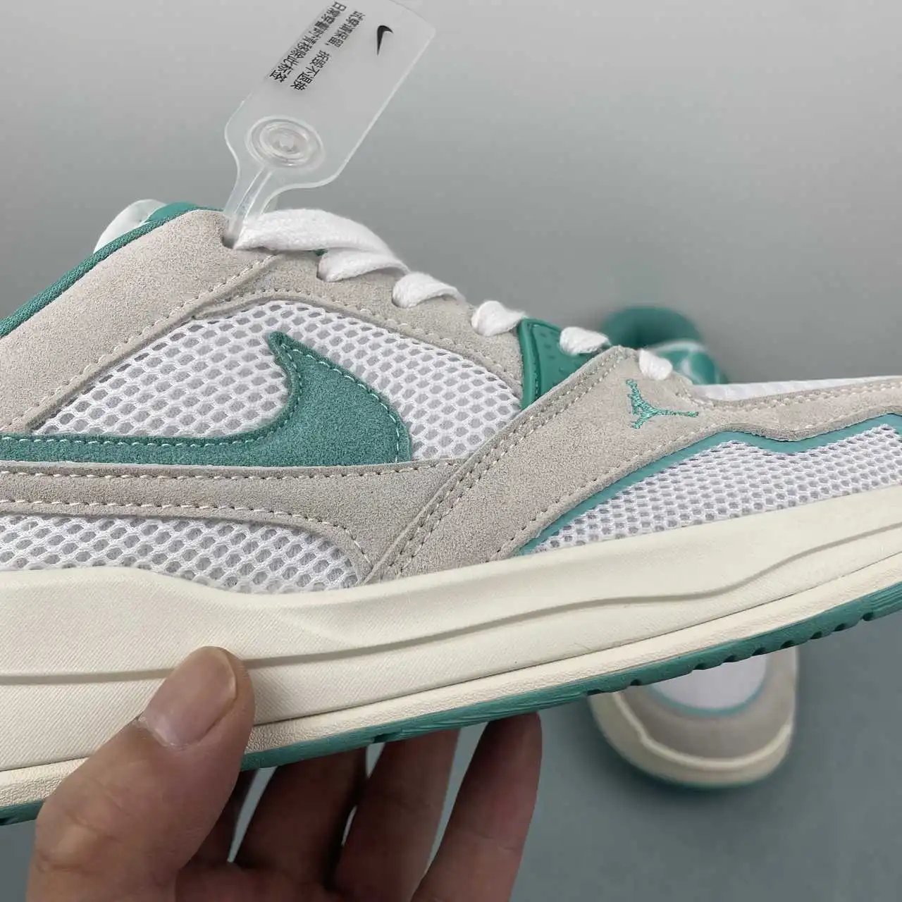 Air Jordan CMFT Era HJ6778-113 9