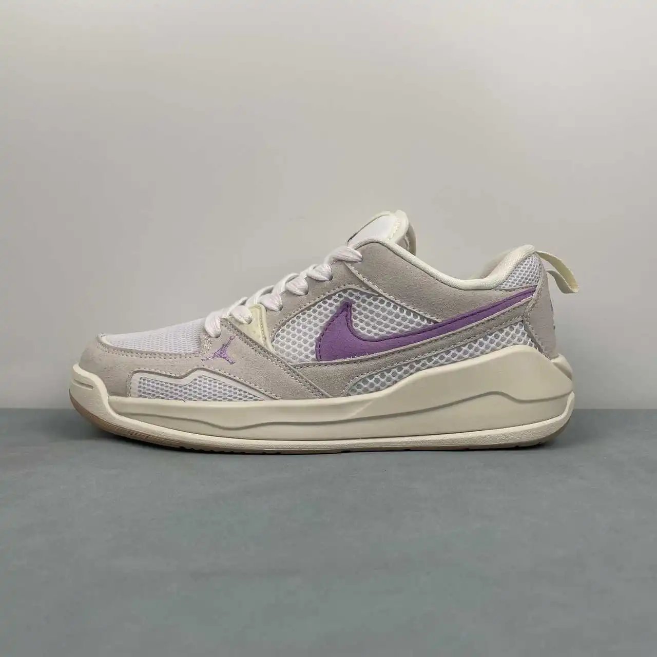 Air Jordan CMFT Era HQ0506-105 5