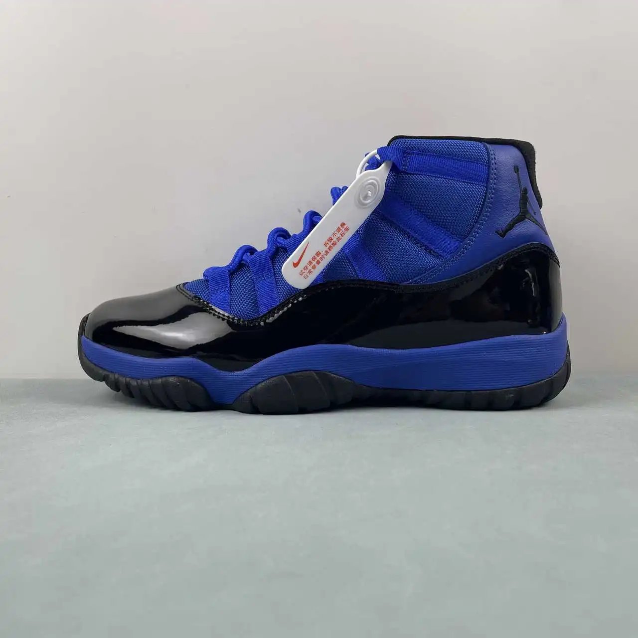Air Jordan 11 CT8012-400 6