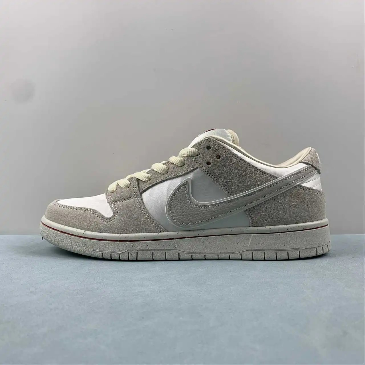 Nike Dunk Low FZ5654-100 thumbnail 4
