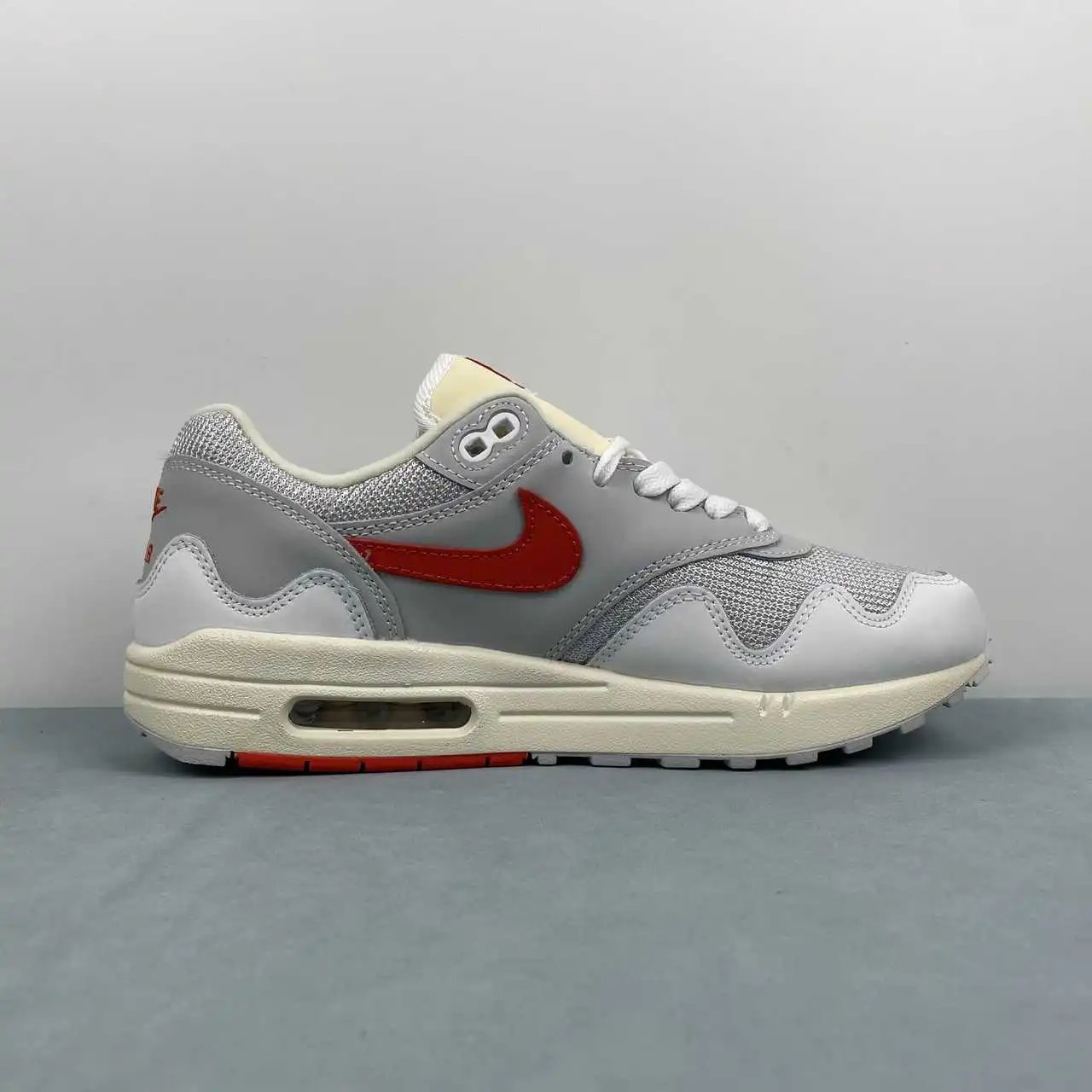 Nike Air Max1 II7055-100 thumbnail 4
