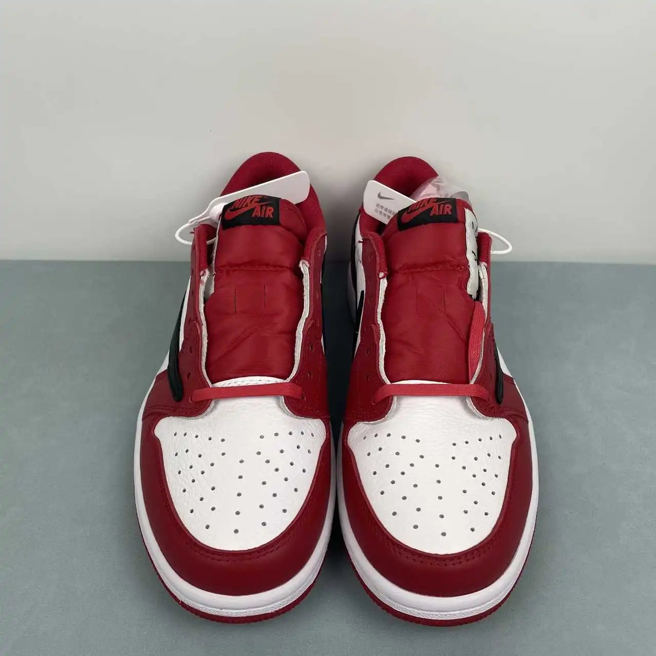 Air Jordan 1 Low DM7866-101 thumbnail 3