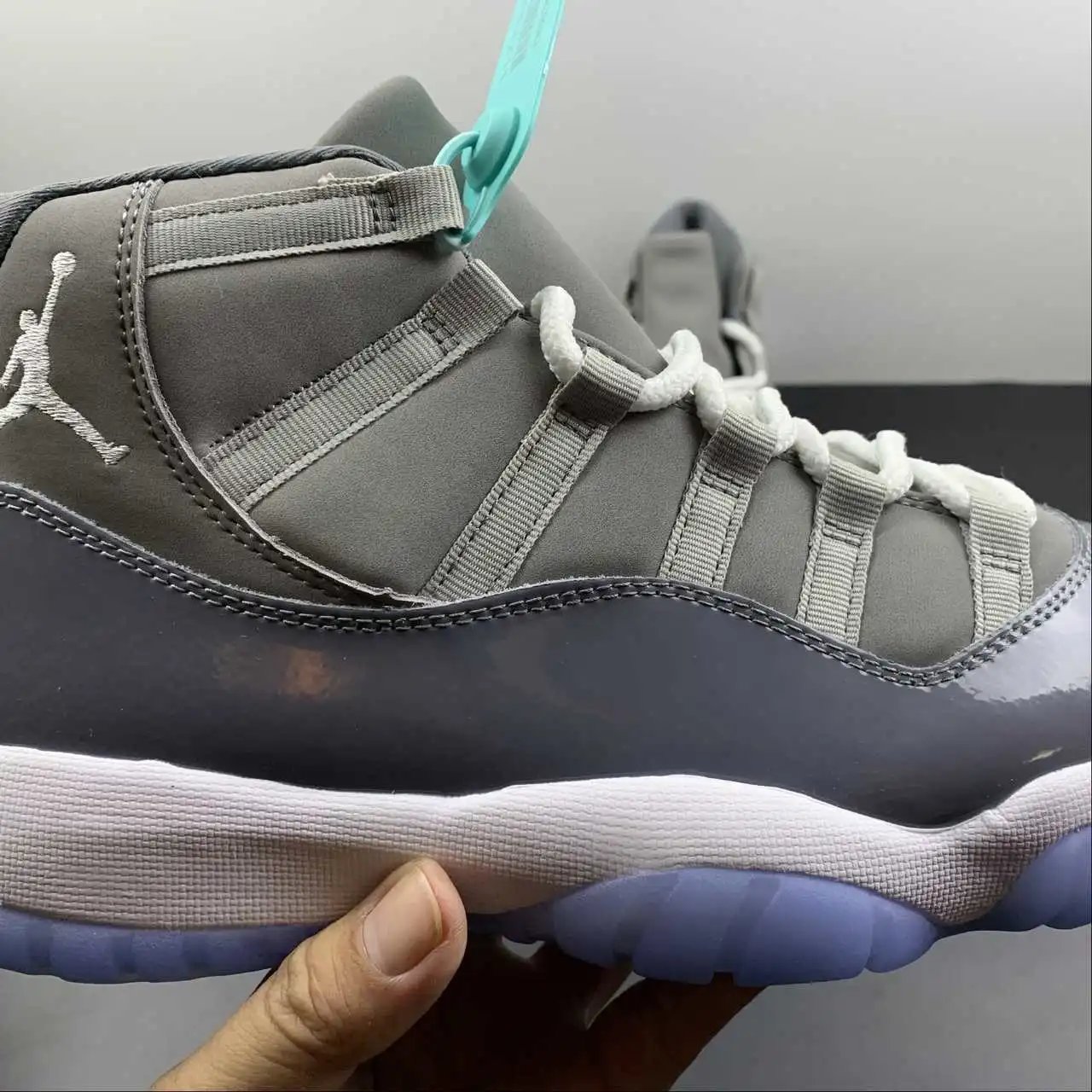 Air Jordan 11 CT8012-005 8