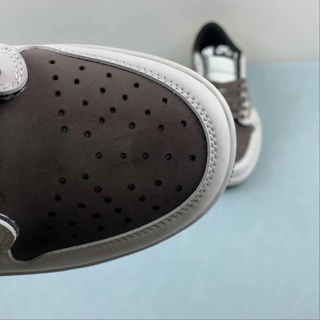 Air Jordan 1 Low DM7866-816 8