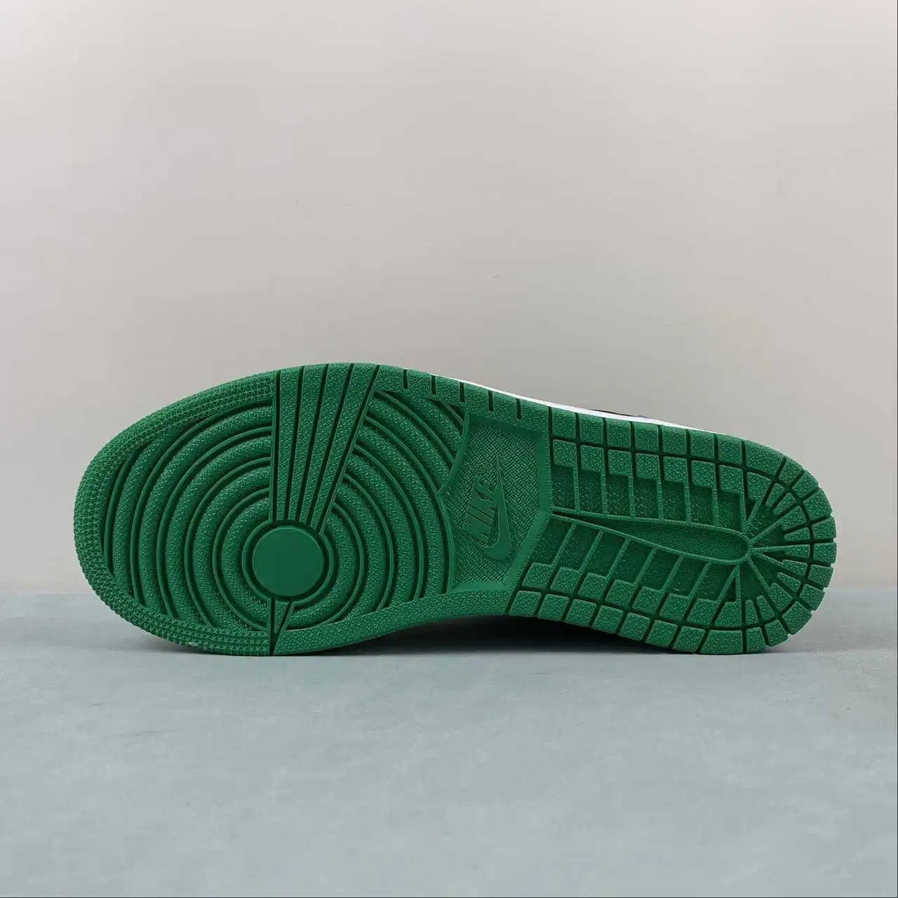 Air Jordan 1 Low 553558-065 11