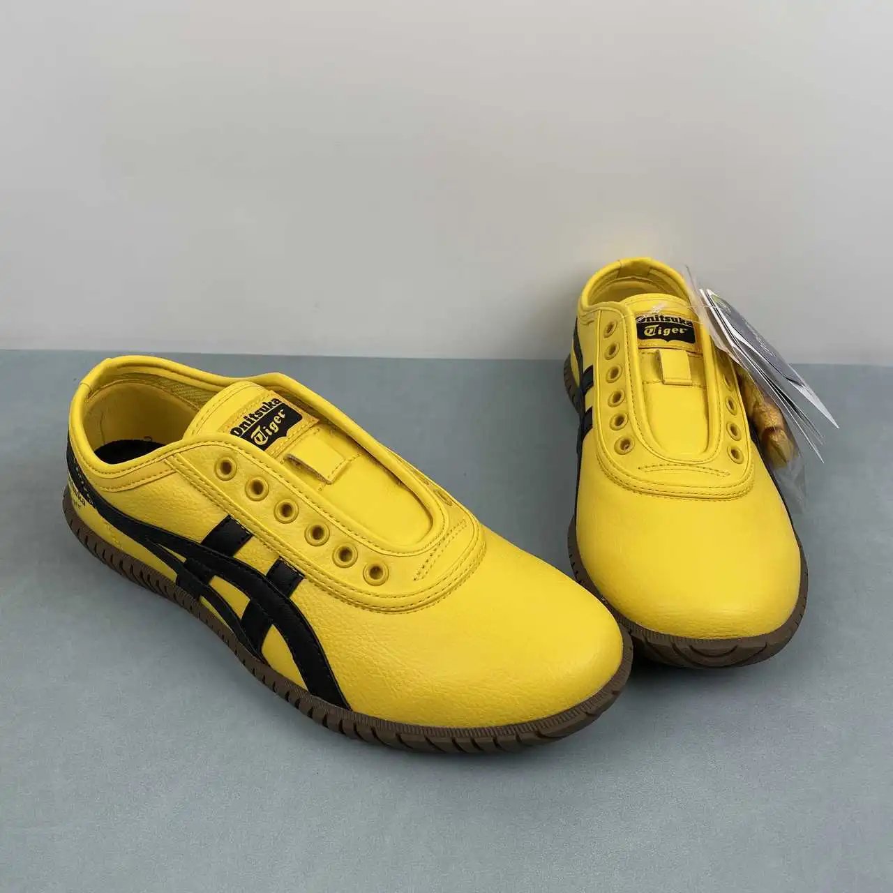 Asics Onitsuka tiger TSUNAHIKI SLIP-ON 1183C529-750 thumbnail 2