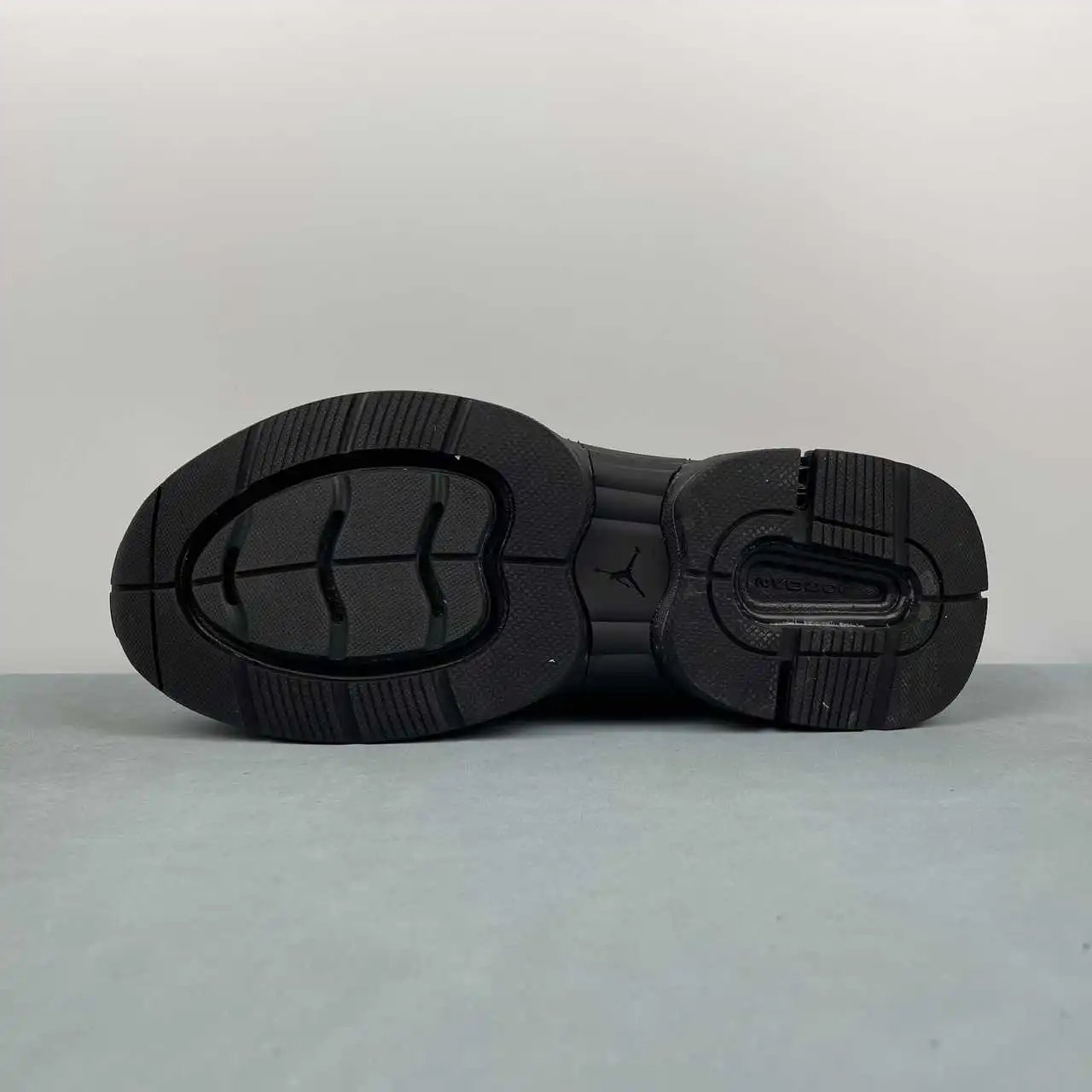 Air Jordan IB3722-003 11