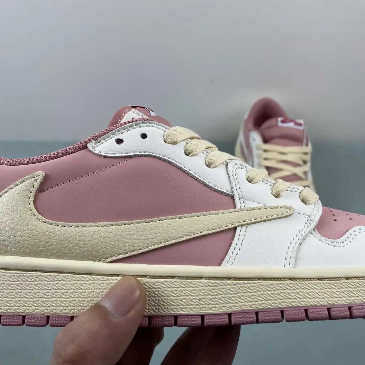 Trav#s Scot# × Air Jordan 1 Low DM7866-600 9