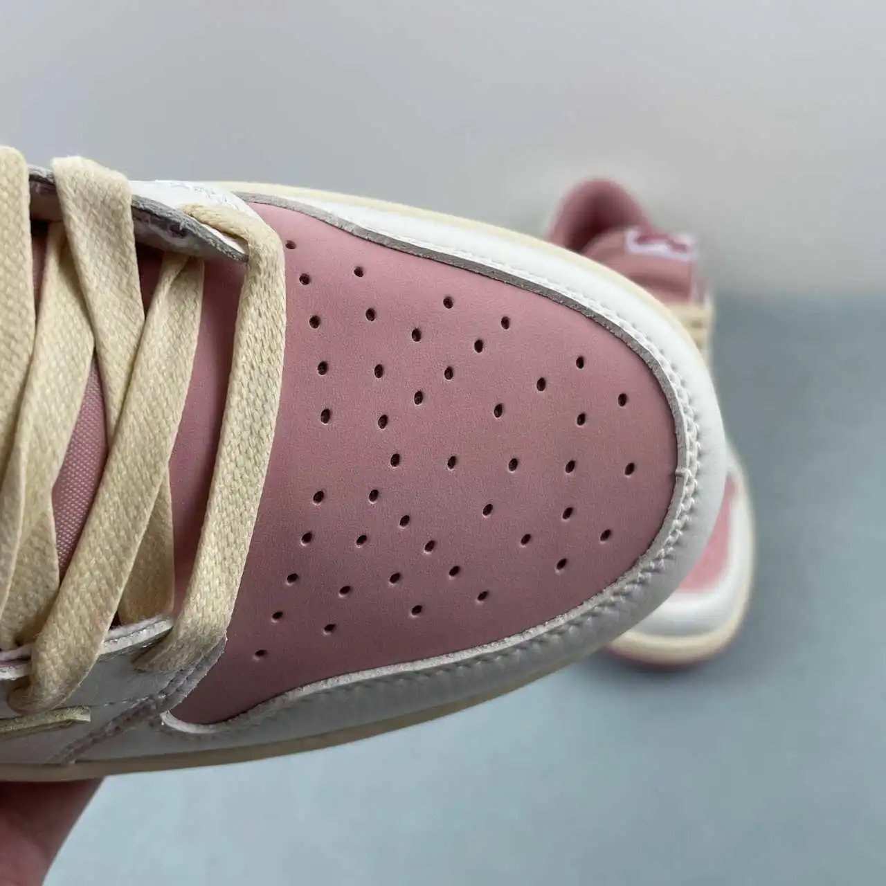 Trav#s Scot# × Air Jordan 1 Low DM7866-600 10