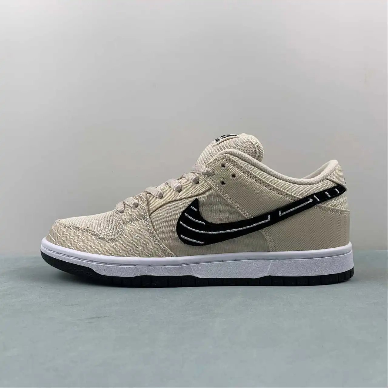 Nike Dunk Low FD2627-200 thumbnail 4