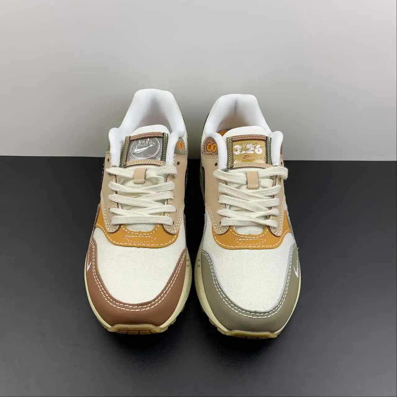 Nike Air Max1 DQ8656-133 thumbnail 3