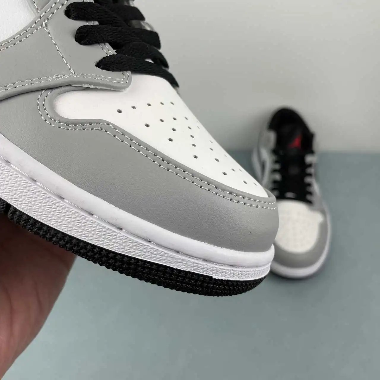 Air Jordan 1 Low 553558-030 7