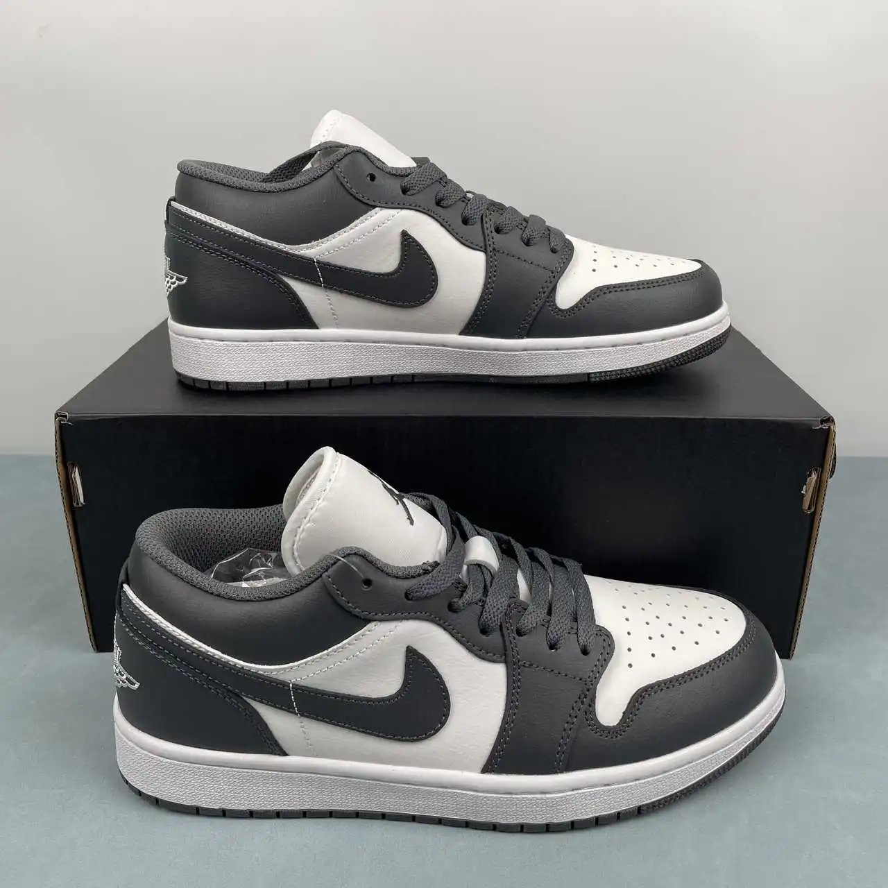 Air Jordan 1 Low 553558-044
