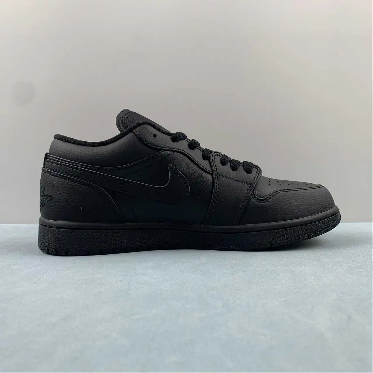 Air Jordan 1 Low 553558-091 6