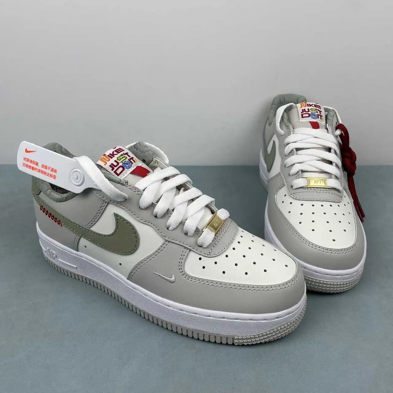 Nike Air Force 1 HV6000-131 thumbnail 2