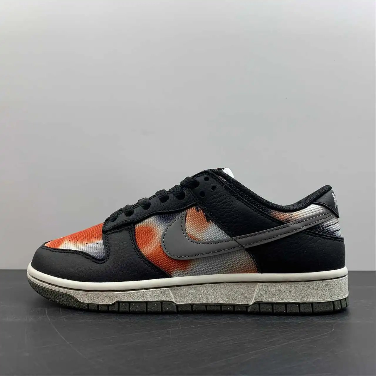Nike Dunk Low DM0108-001 thumbnail 4
