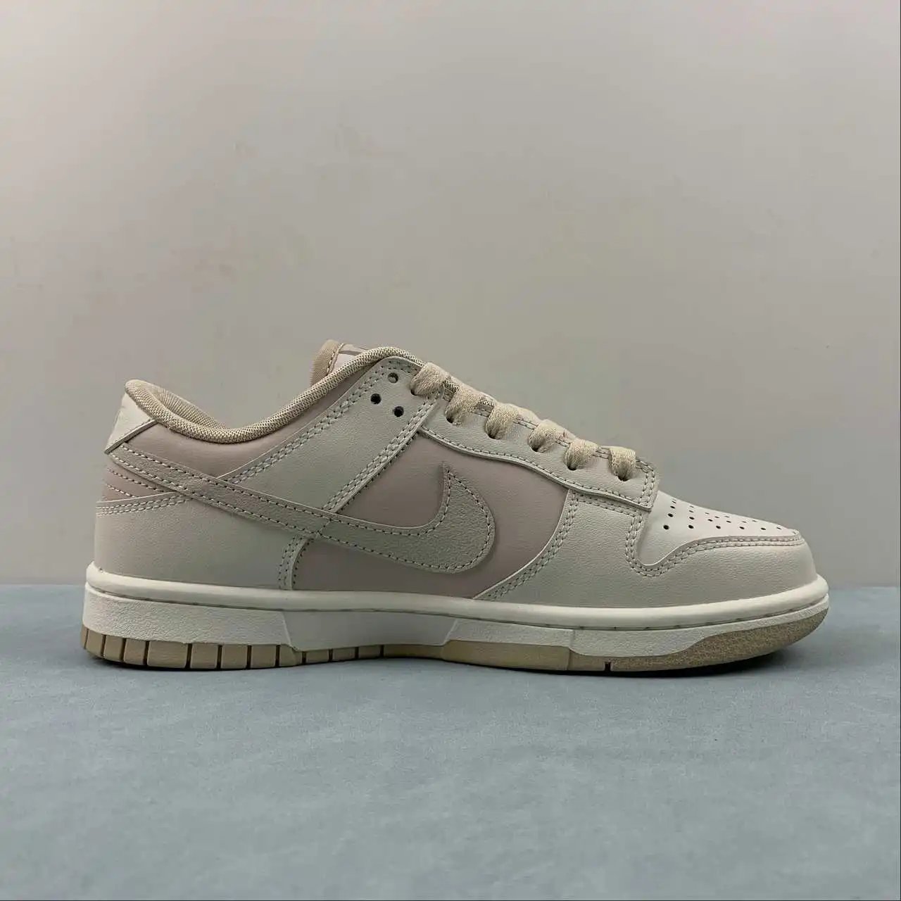 Nike Dunk Low DX5930-001 5