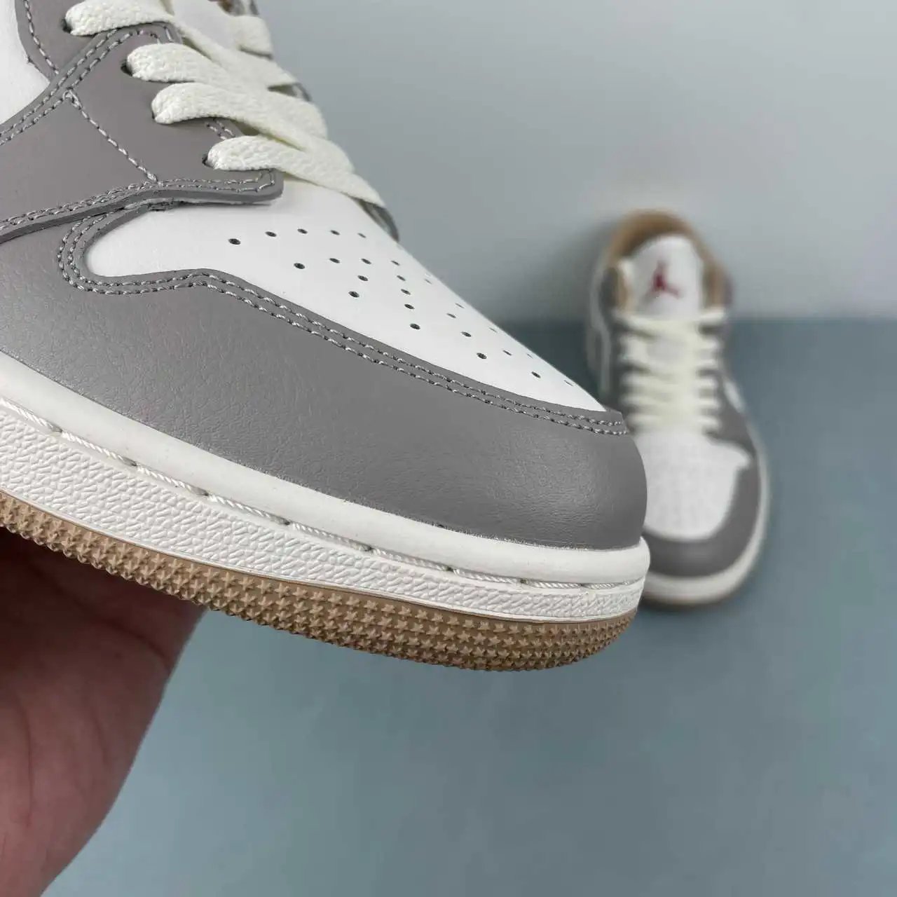 Air Jordan 1 Low 553558-169 7