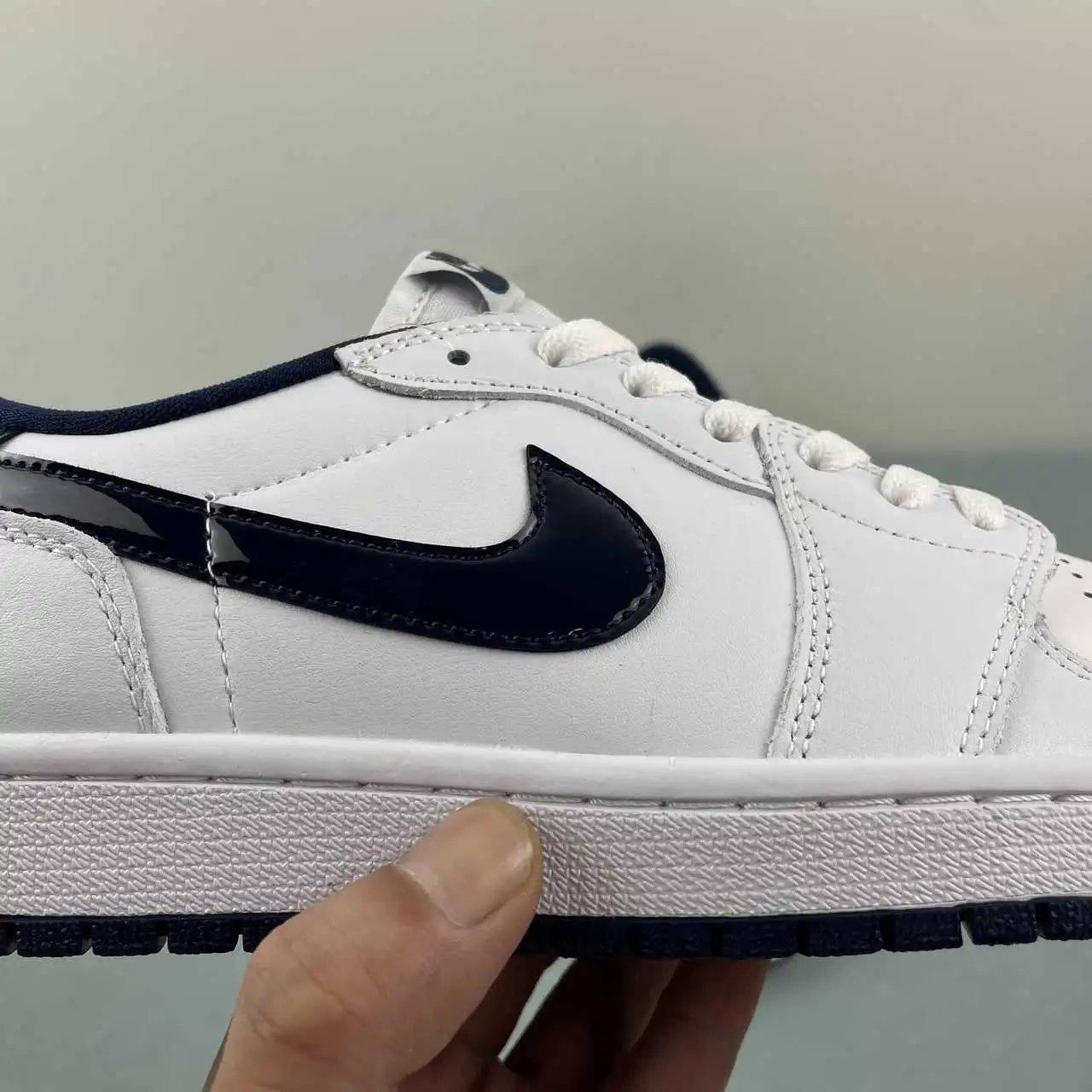 Air Jordan 1 Low FB9933-141 9