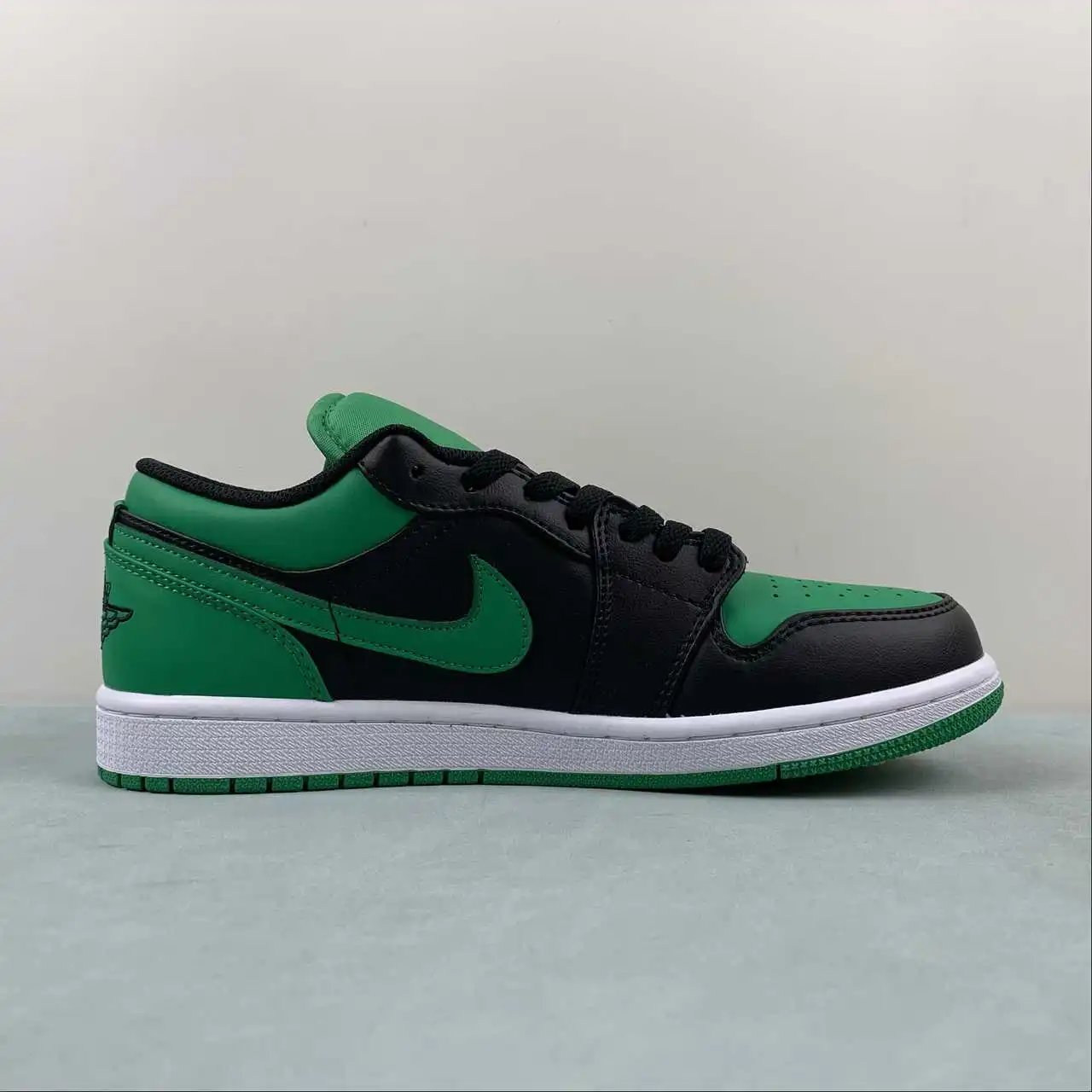Air Jordan 1 Low 553558-065 6