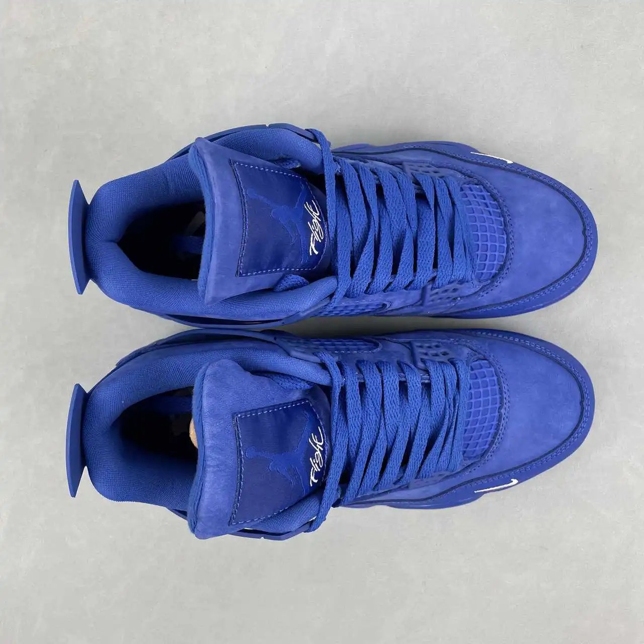 Air Jordan 4 HF4340-400 thumbnail 3
