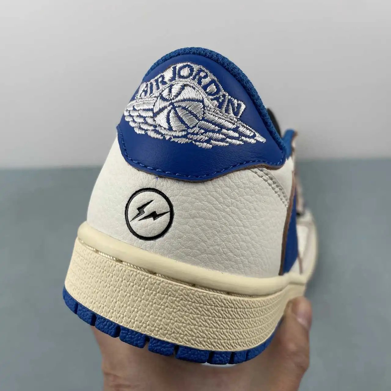 Air Jordan 1 Low DM7866-104 8