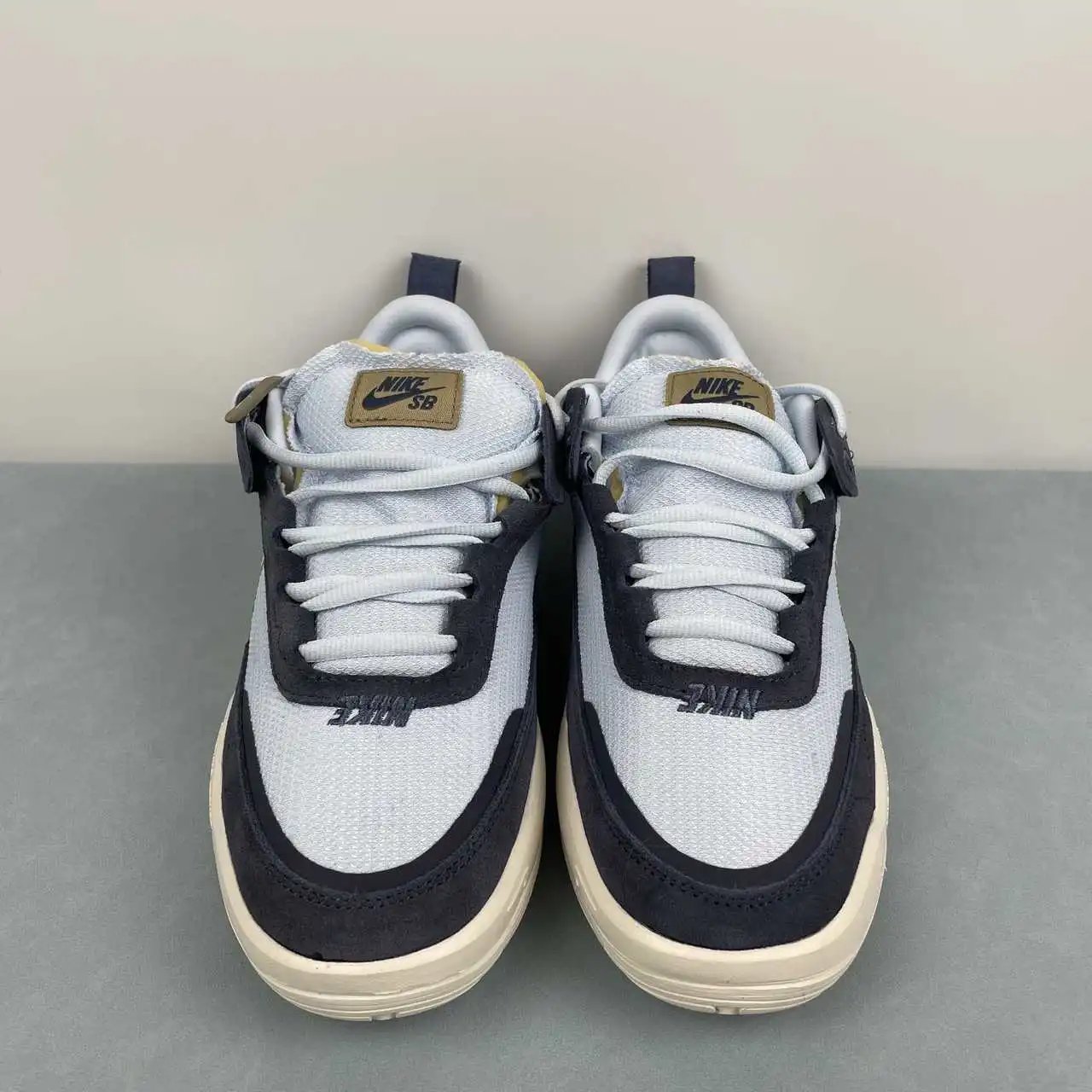 NIKE SB DAY ONE FN4210-402 thumbnail 3